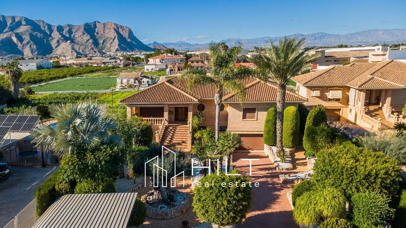 5 sovrum Villa till salu i Orihuela med pool garage - 649 999 € (Ref: 9618999)