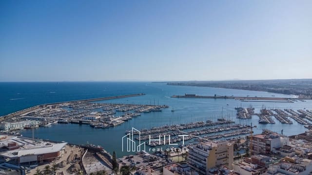 3 chambre Penthouse à vendre à Torrevieja avec garage - 599 999 € (Ref: 9647790)