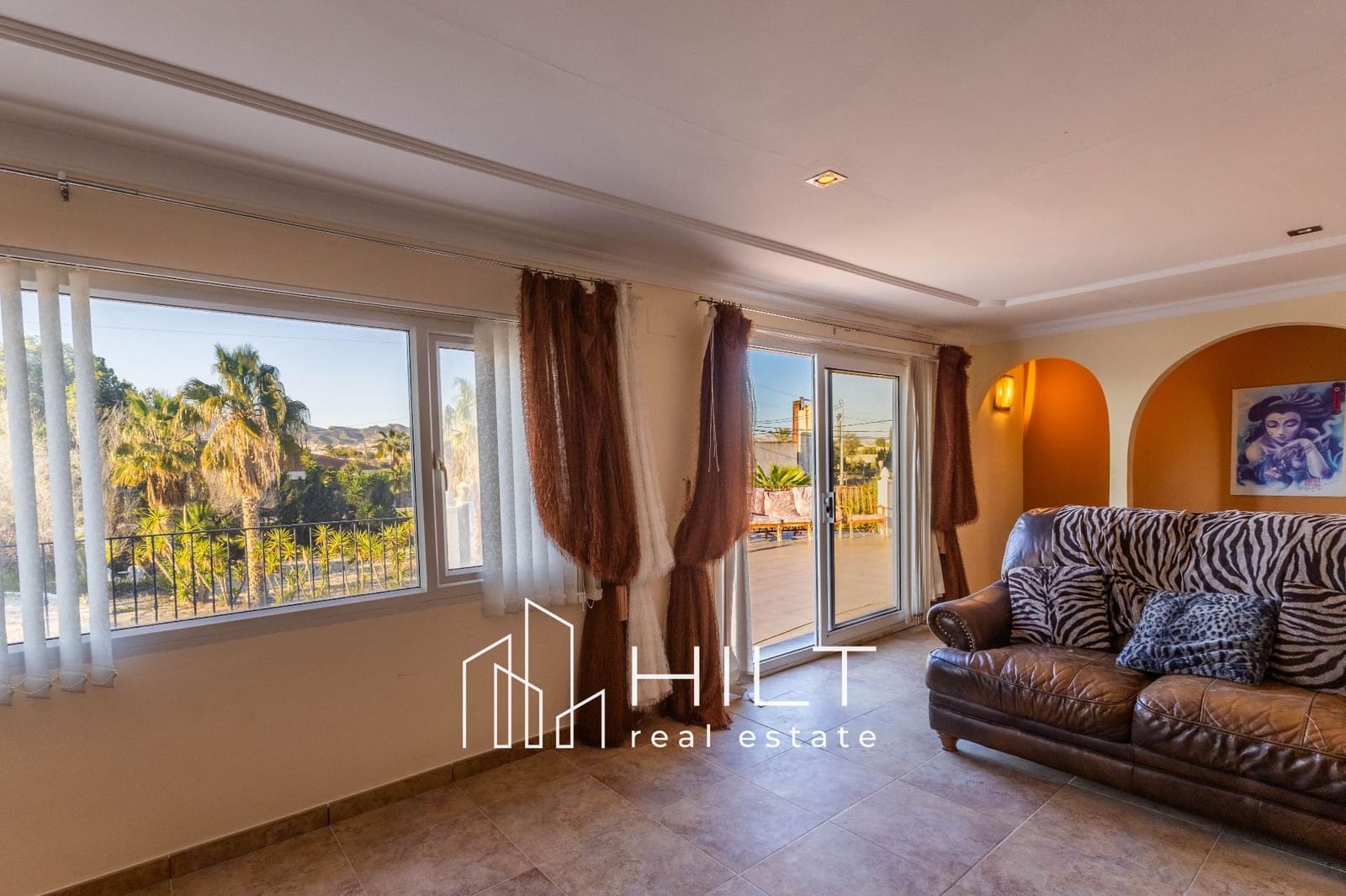 12 chambre Villa/Maison à vendre à Orihuela avec piscine garage - 574 998 € (Ref: 9647791)