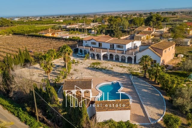 12 Zimmer Villa zu verkaufen in Orihuela mit Pool Garage - 574.998 € (Ref: 9647791)