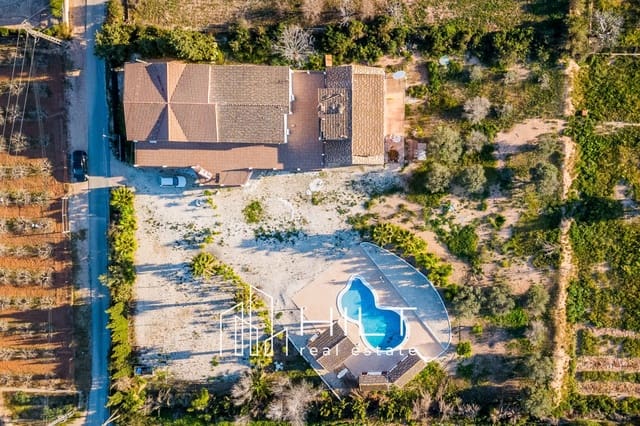 12 Zimmer Villa zu verkaufen in Orihuela mit Pool Garage - 574.998 € (Ref: 9647791)