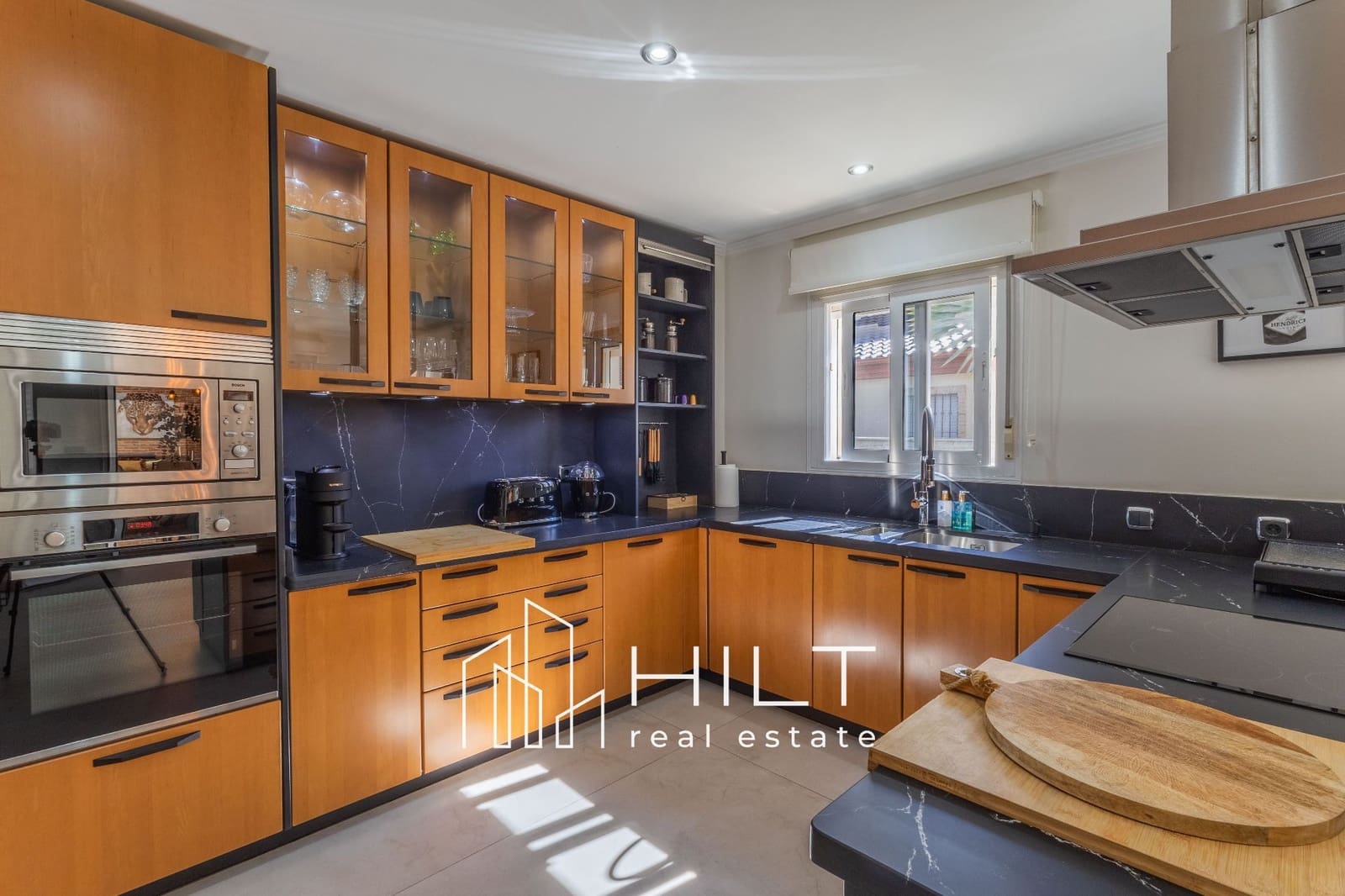 3 bedroom Villa for sale in Jacarilla with pool garage - € 1,199,999 (Ref: 9690075)