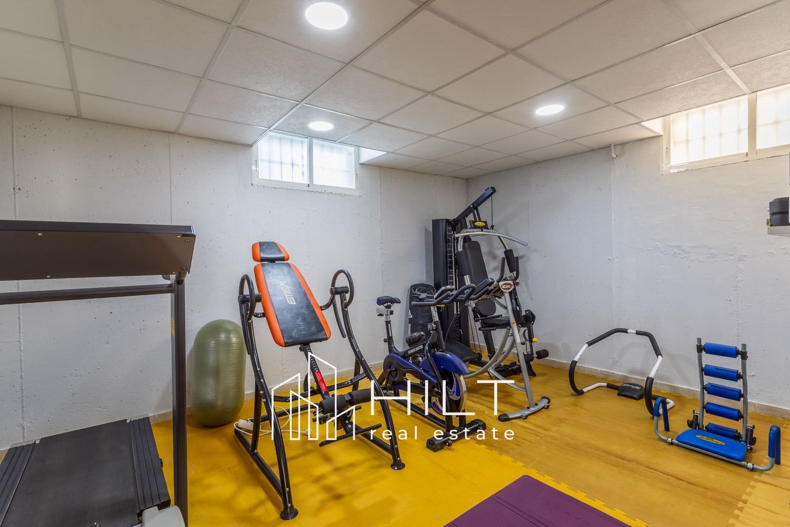 3 bedroom Villa for sale in Torremendo with pool garage - € 1,199,999 (Ref: 9690076)