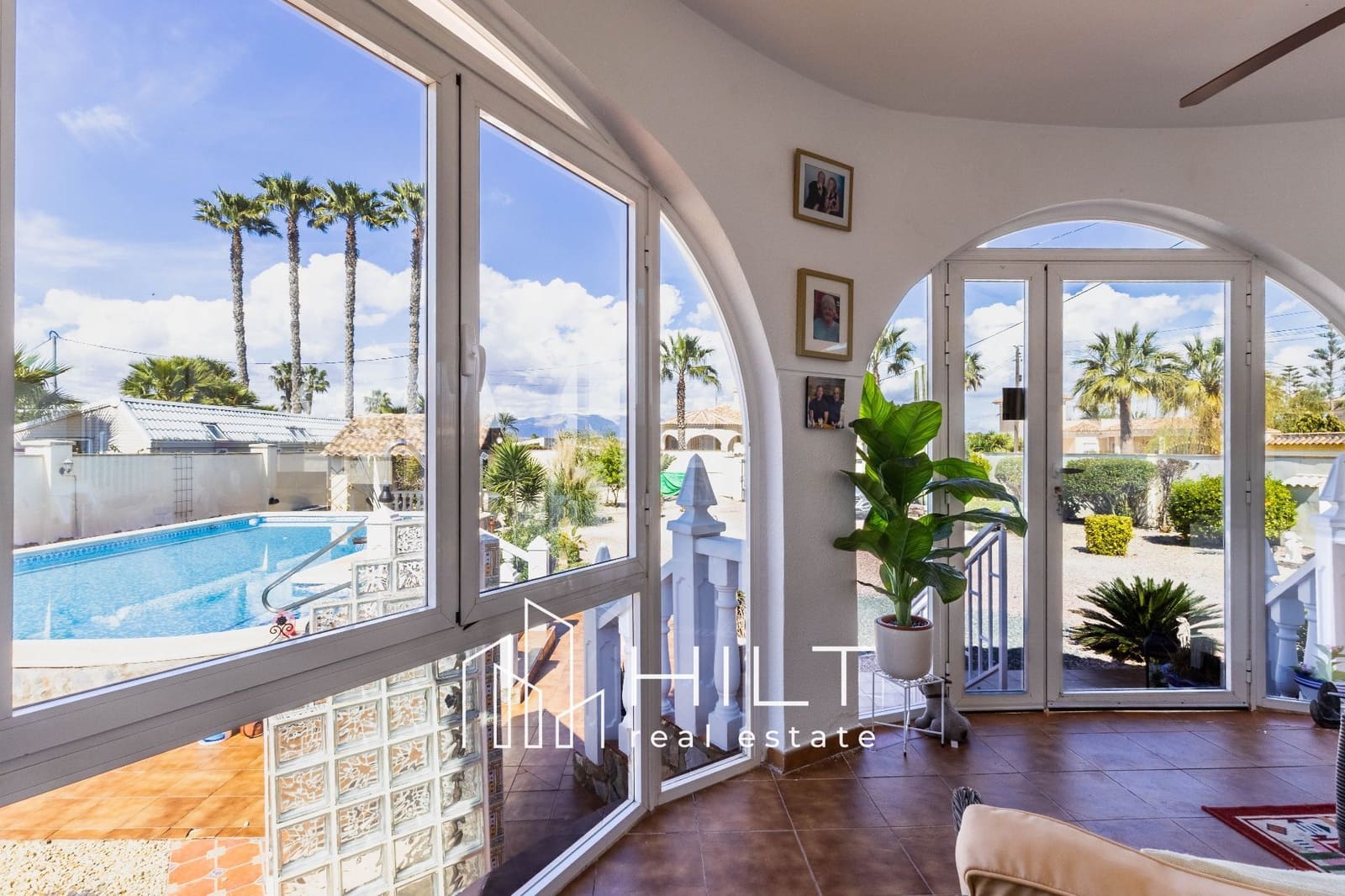 3 soveværelse Villa til salg i Catral med swimmingpool garage - € 364.999 (Ref: 9690077)