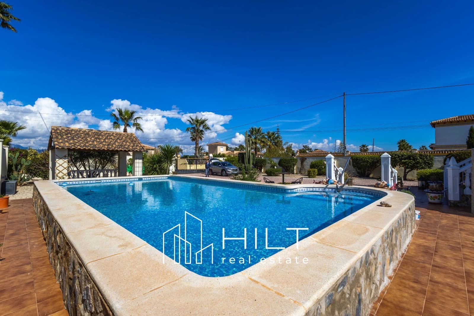 3 soveværelse Villa til salg i Catral med swimmingpool garage - € 364.999 (Ref: 9690077)