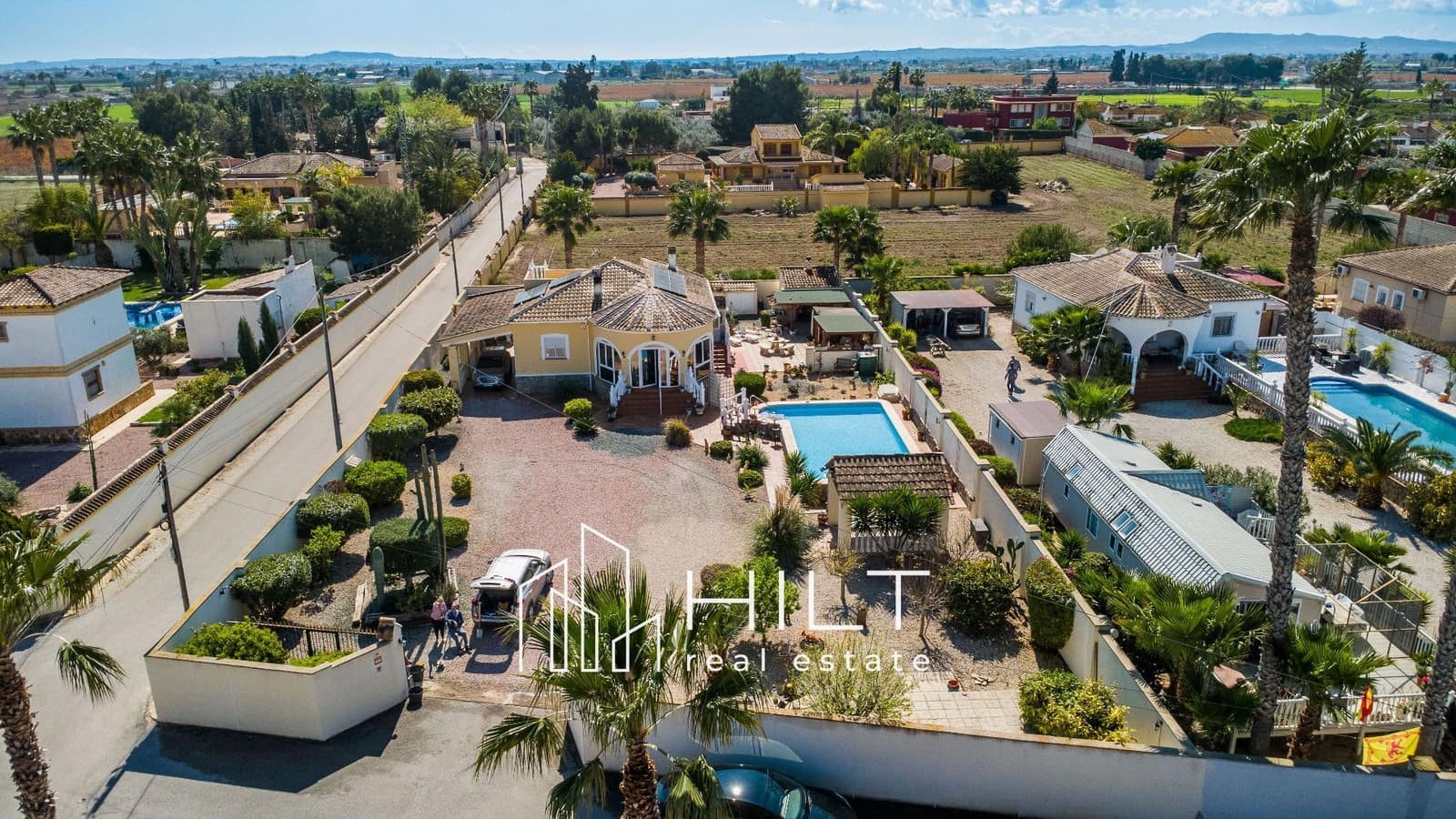 3 soveværelse Villa til salg i Catral med swimmingpool garage - € 364.999 (Ref: 9690077)