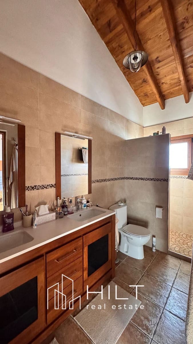 Chalet de 3 habitaciones en Pinoso en venta con piscina garaje - 449.900 € (Ref: 9698174)