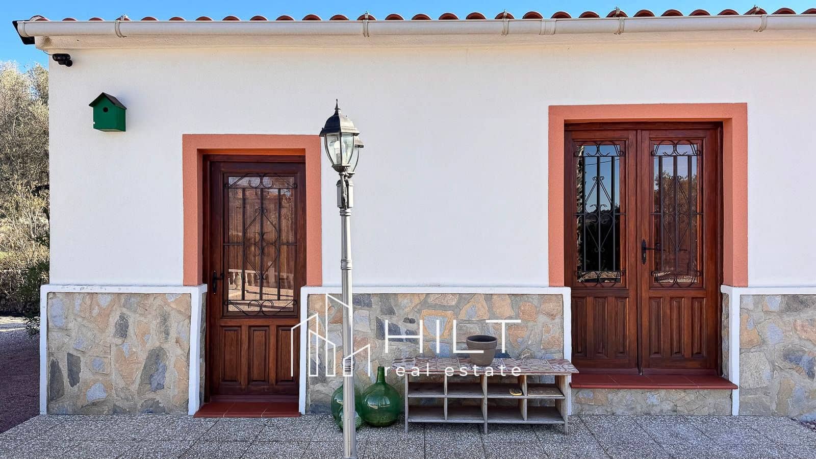 Chalet de 3 habitaciones en Pinoso en venta con piscina garaje - 449.900 € (Ref: 9698174)