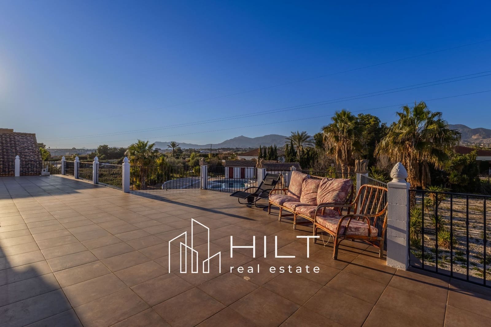 12 soveværelse Villa til salg i Elche / Elx med swimmingpool garage - € 574.998 (Ref: 9735222)