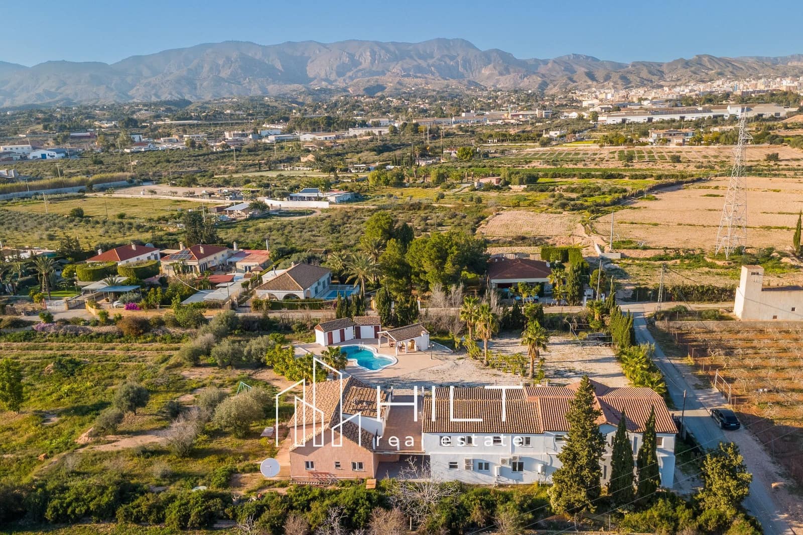 12 soveværelse Villa til salg i Elche / Elx med swimmingpool garage - € 574.998 (Ref: 9735222)