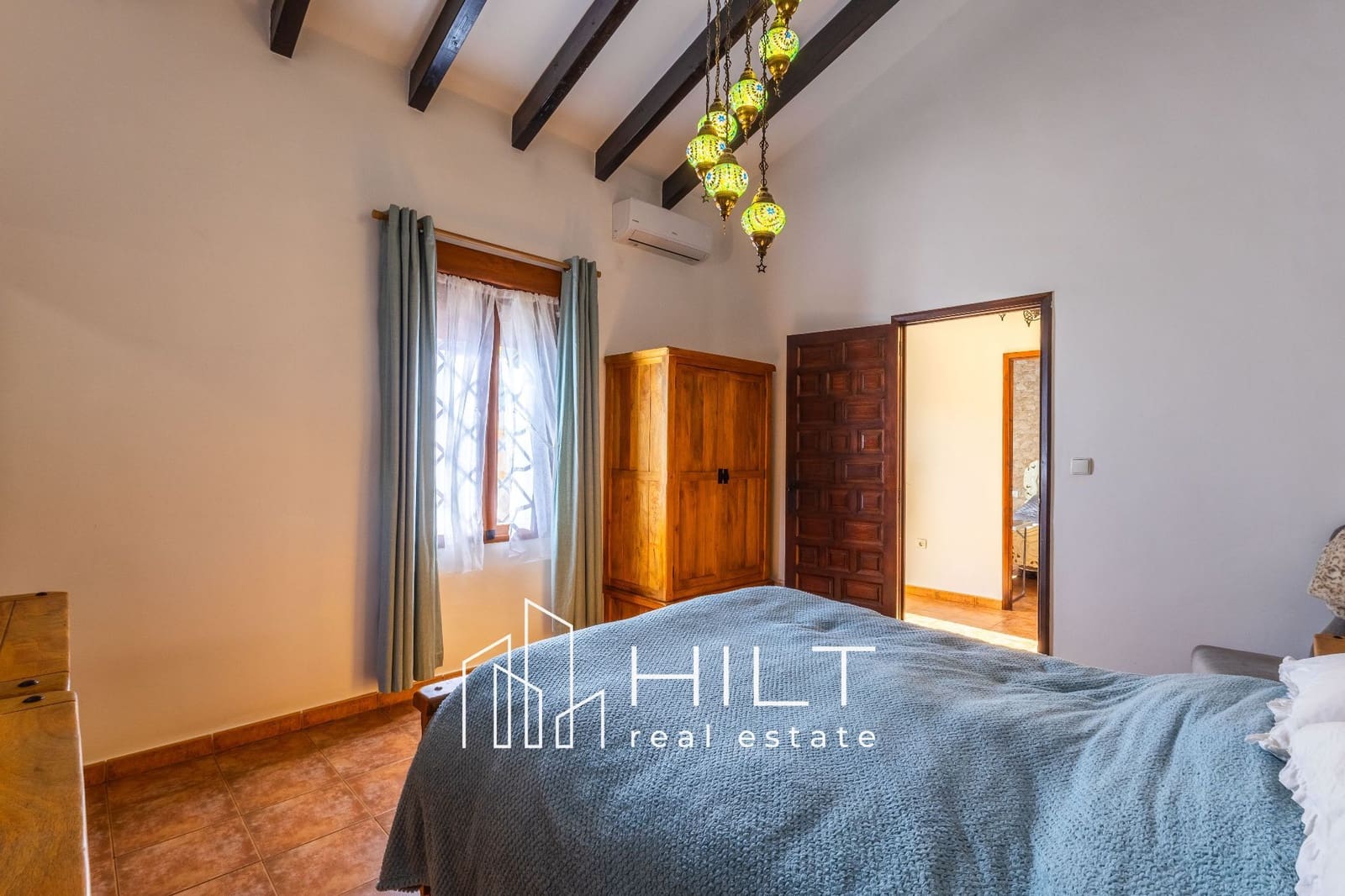 5 bedroom Villa for sale in Almoradi with pool garage - € 594,999 (Ref: 9735223)