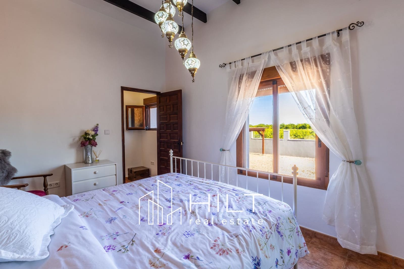 5 bedroom Villa for sale in Almoradi with pool garage - € 594,999 (Ref: 9735223)