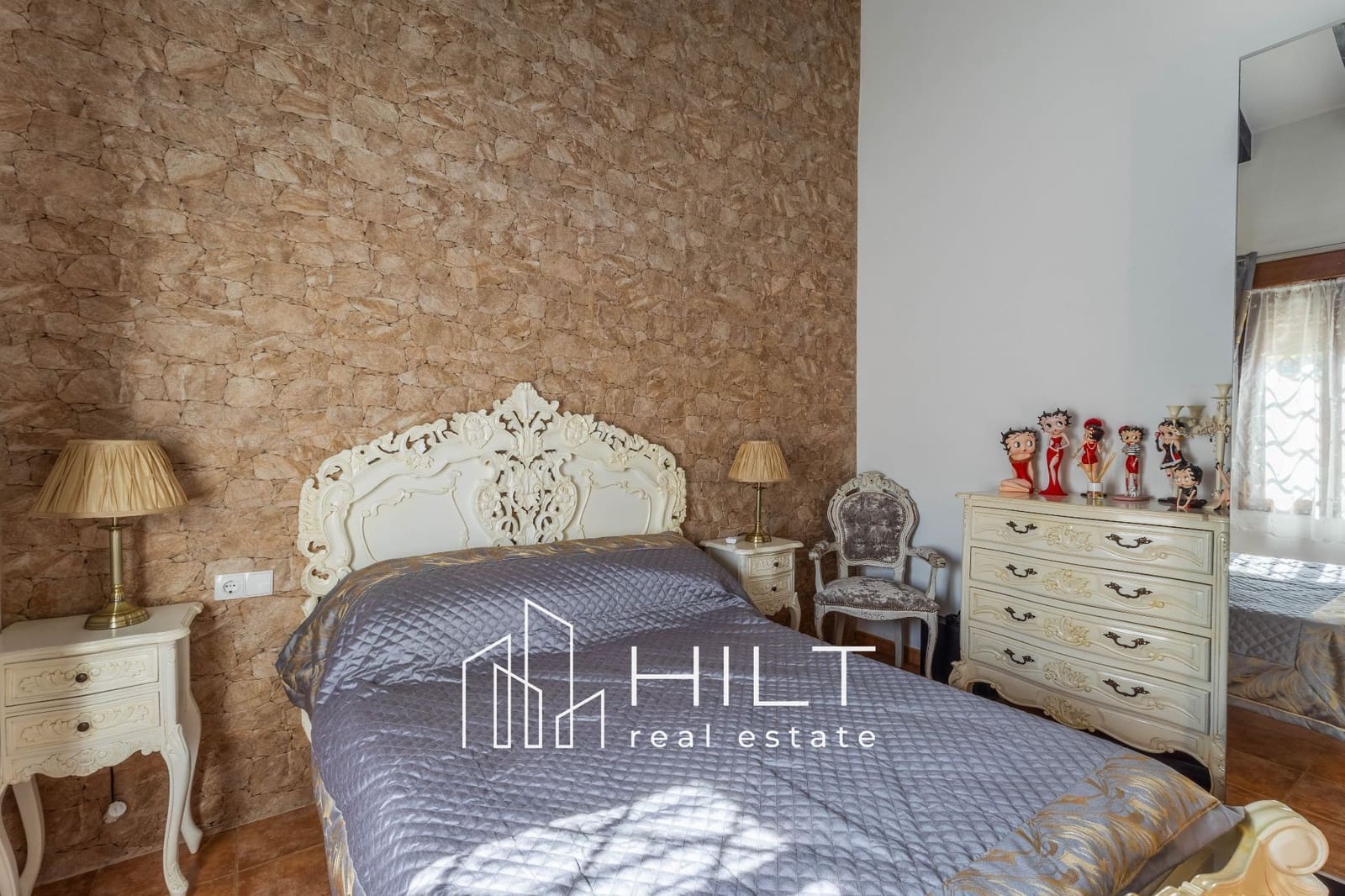 5 bedroom Villa for sale in Almoradi with pool garage - € 594,999 (Ref: 9735223)