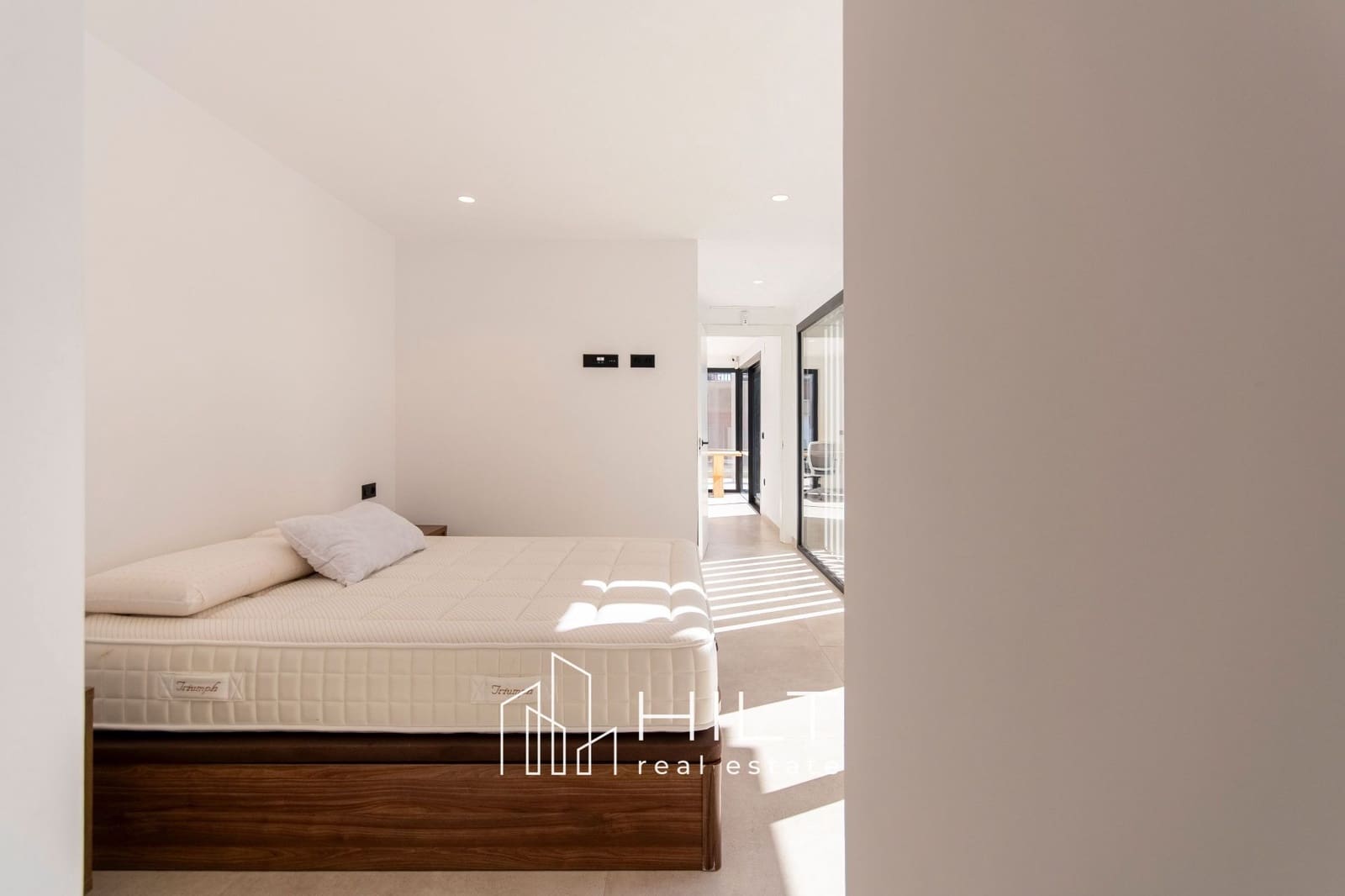 Ático de 3 habitaciones en Torrevieja en venta con garaje - 544.999 € (Ref: 9741522)