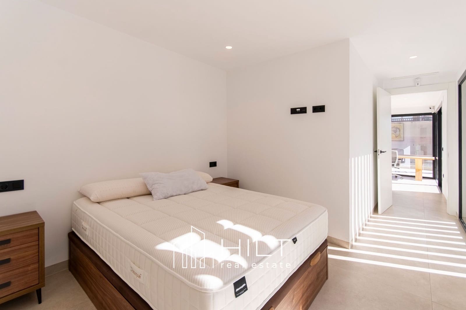 Ático de 3 habitaciones en Torrevieja en venta con garaje - 544.999 € (Ref: 9741524)