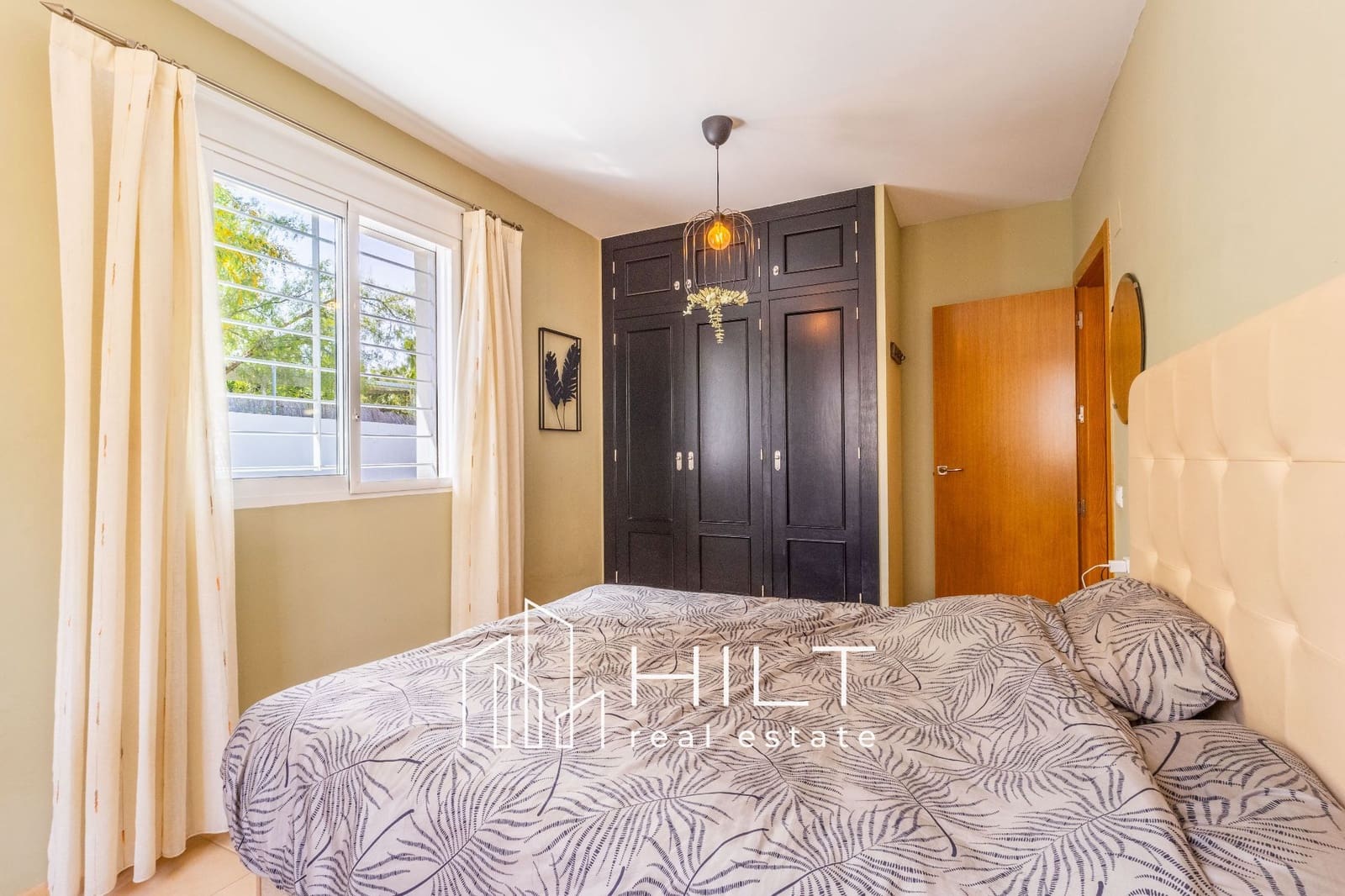 4 makuuhuone Huvila myytävänä paikassa Fortuna mukana uima-altaan 
autotalli - 354 999 € (Ref: 9763512)