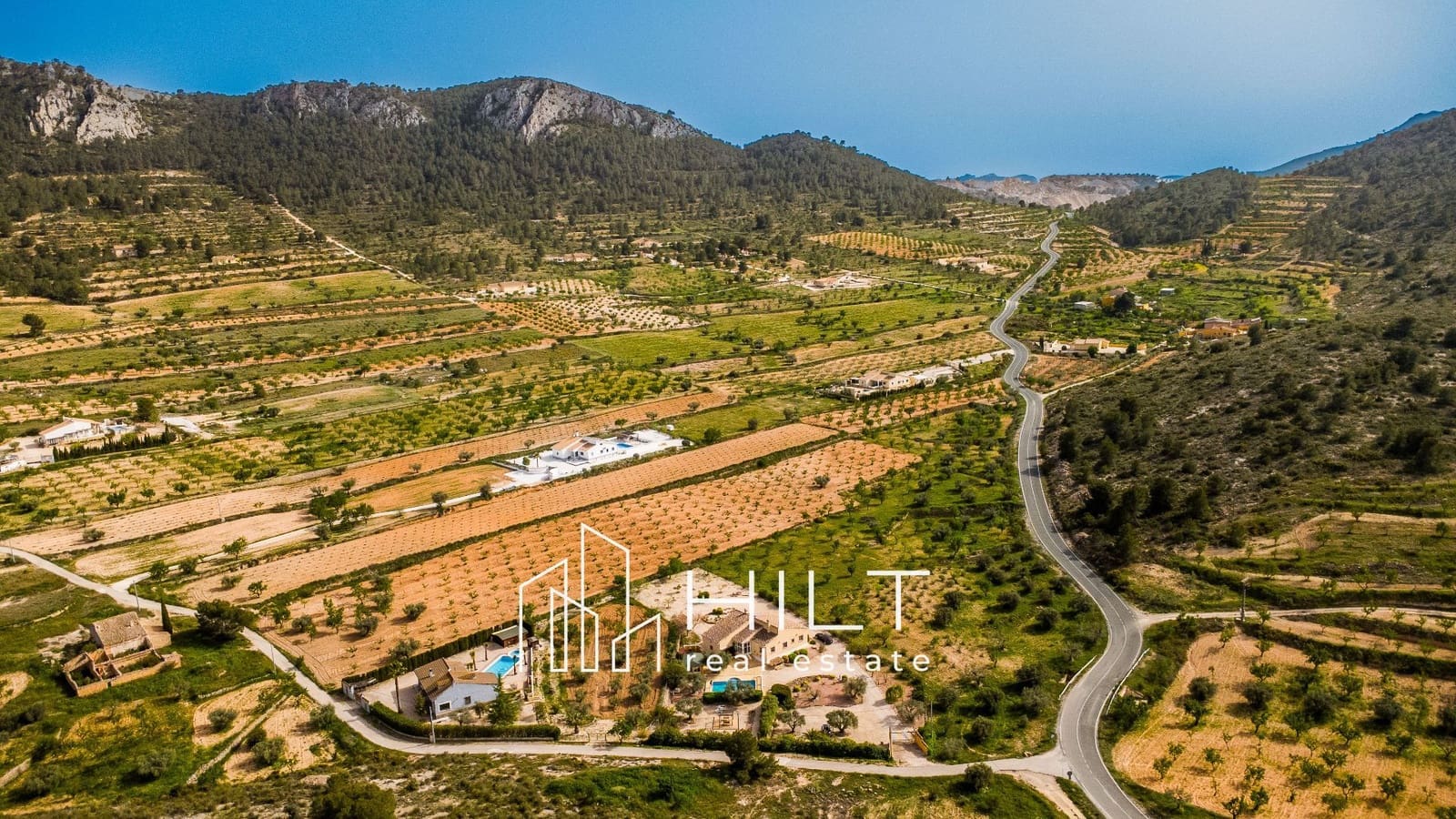 3 slaapkamer Villa te koop in Abanilla met zwembad garage - € 394.999 (Ref: 9772740)