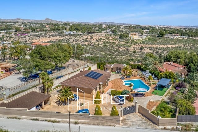 5 soveværelse Villa til salg i Orihuela med swimmingpool garage - € 598.999 (Ref: 9780145)