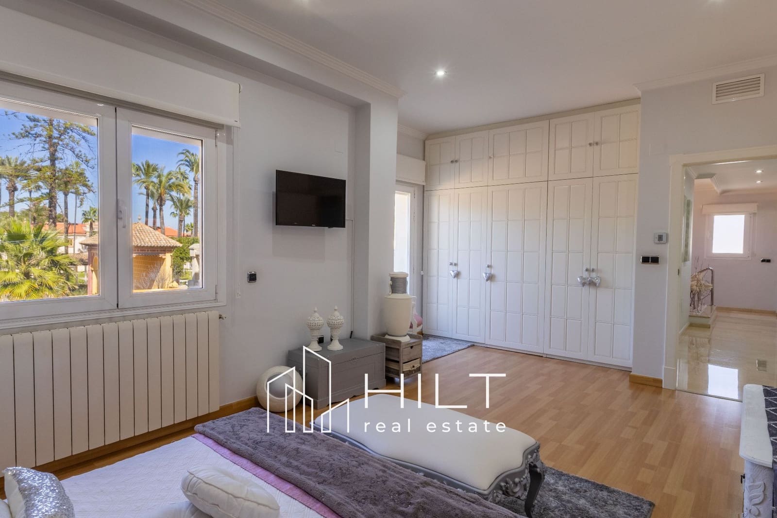 Chalet de 3 habitaciones en Algorfa en venta con piscina garaje - 1.199.999 € (Ref: 9813025)