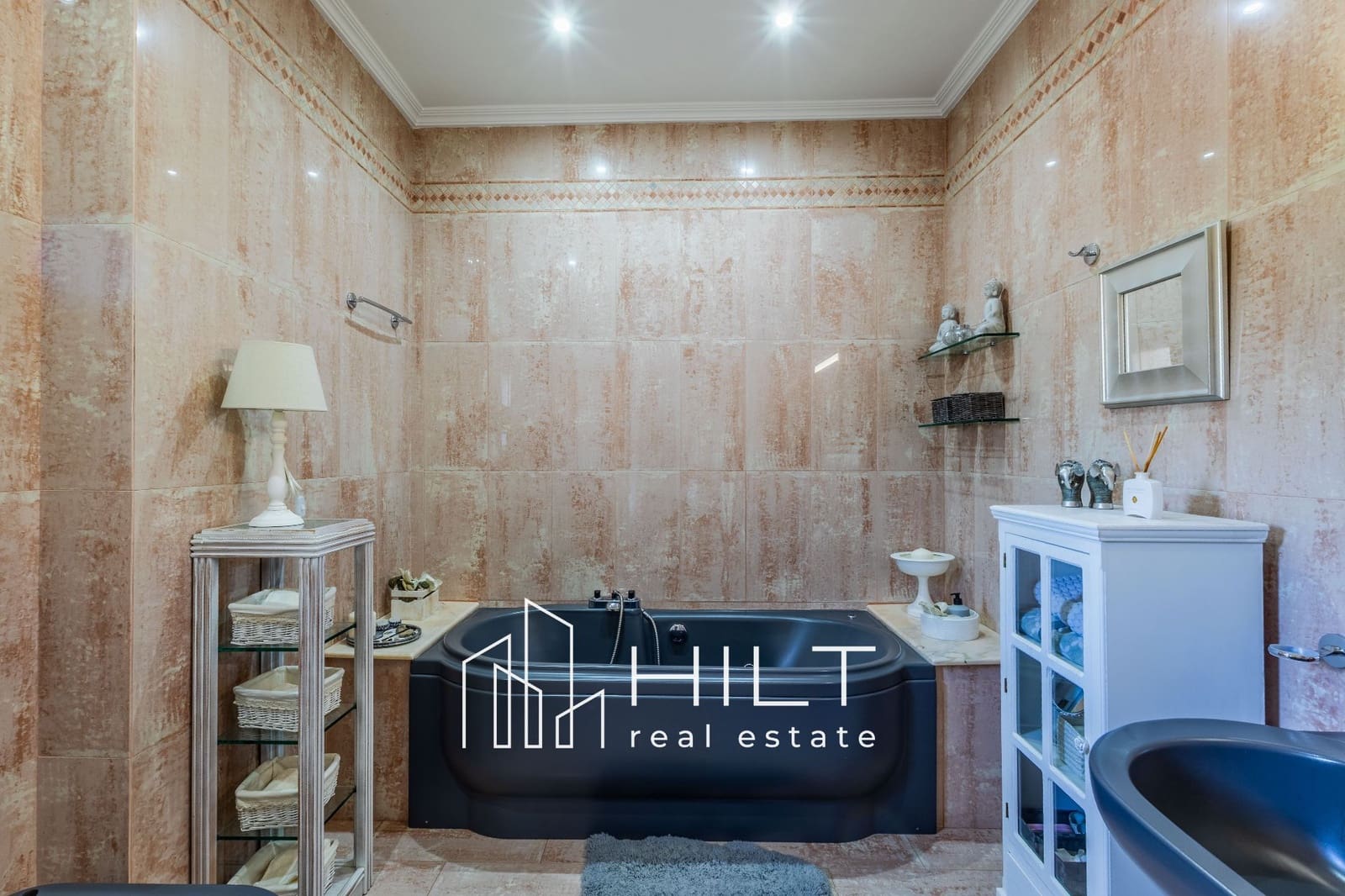 Chalet de 3 habitaciones en Algorfa en venta con piscina garaje - 1.199.999 € (Ref: 9813025)