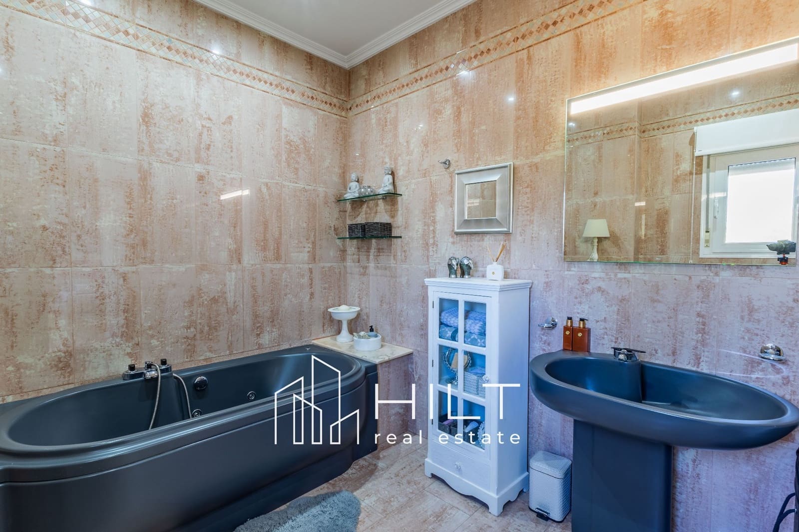 Chalet de 3 habitaciones en Algorfa en venta con piscina garaje - 1.199.999 € (Ref: 9813025)