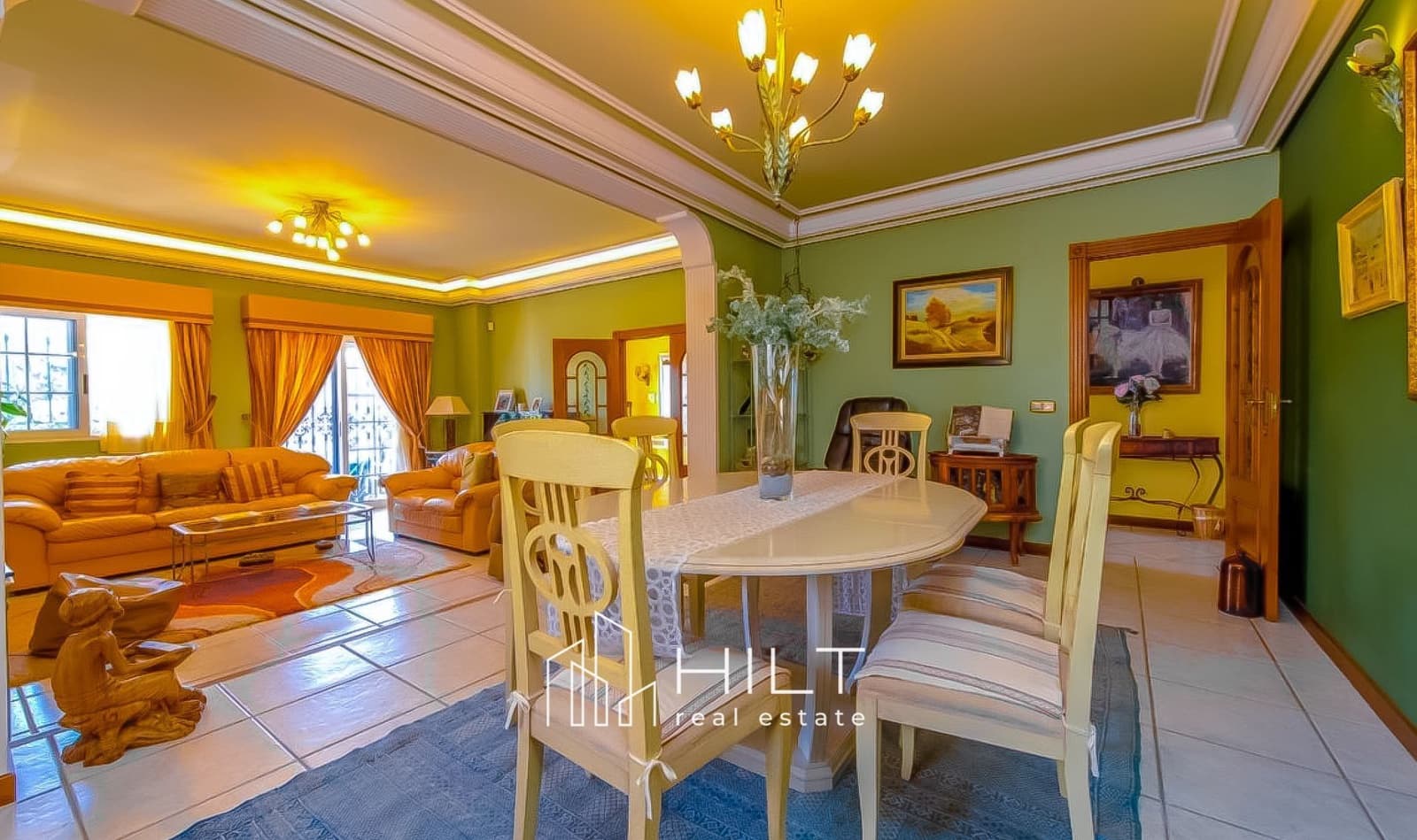6 sovrum Villa till salu i Torrevieja med pool garage - 949 999 € (Ref: 9813029)