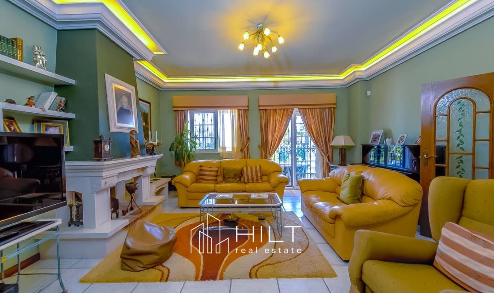 6 sovrum Villa till salu i Torrevieja med pool garage - 949 999 € (Ref: 9813029)
