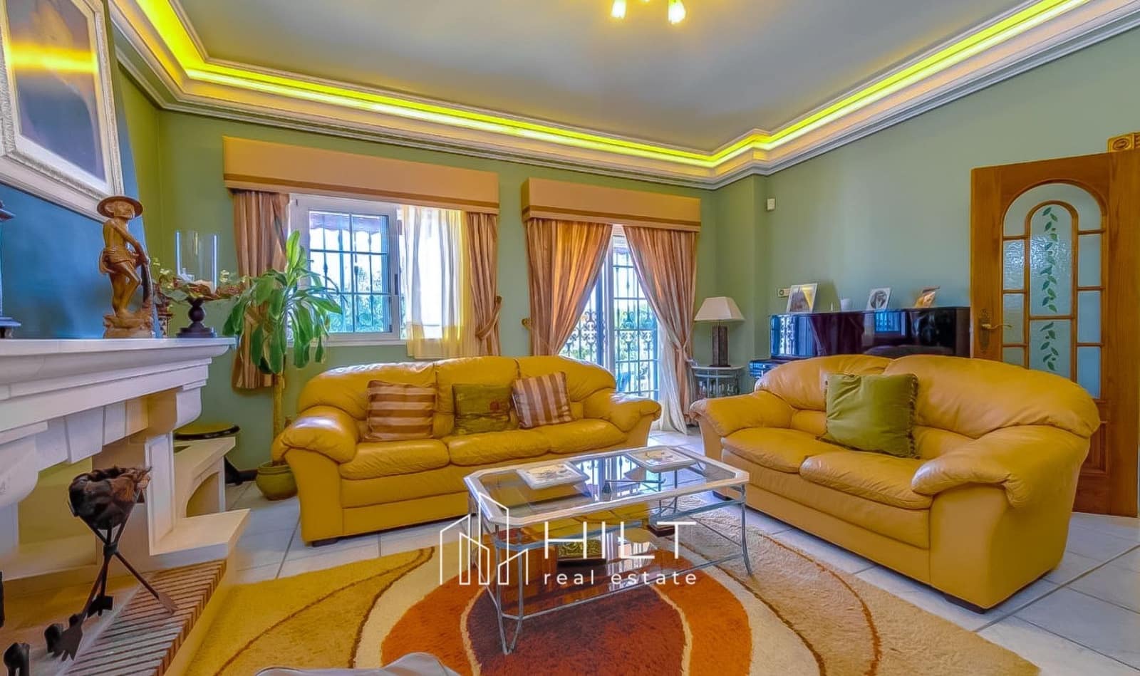 6 chambre Villa/Maison à vendre à Torrevieja avec piscine garage - 949 999 € (Ref: 9813030)