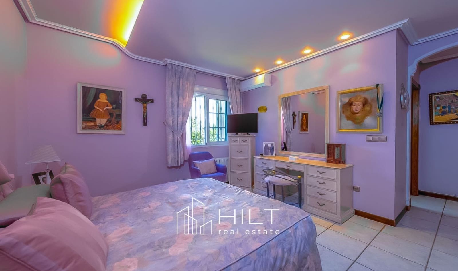6 chambre Villa/Maison à vendre à Torrevieja avec piscine garage - 949 999 € (Ref: 9813030)