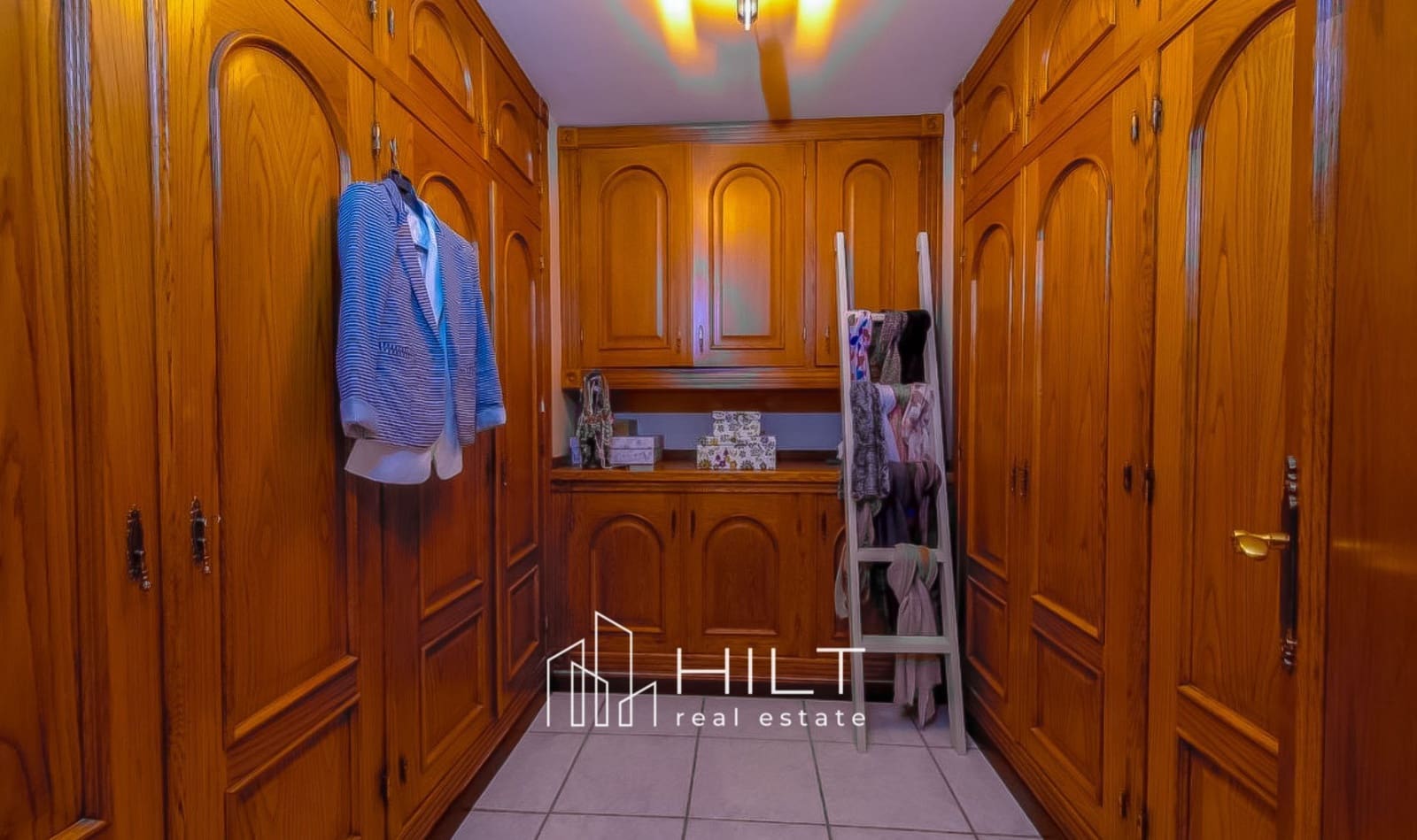 6 chambre Villa/Maison à vendre à Torrevieja avec piscine garage - 949 999 € (Ref: 9813030)