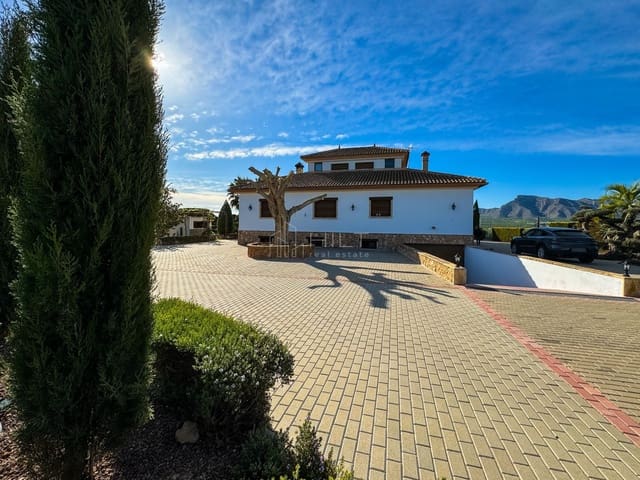 5 soveværelse Villa til salg i Algorfa med swimmingpool garage - € 850.000 (Ref: 9813031)