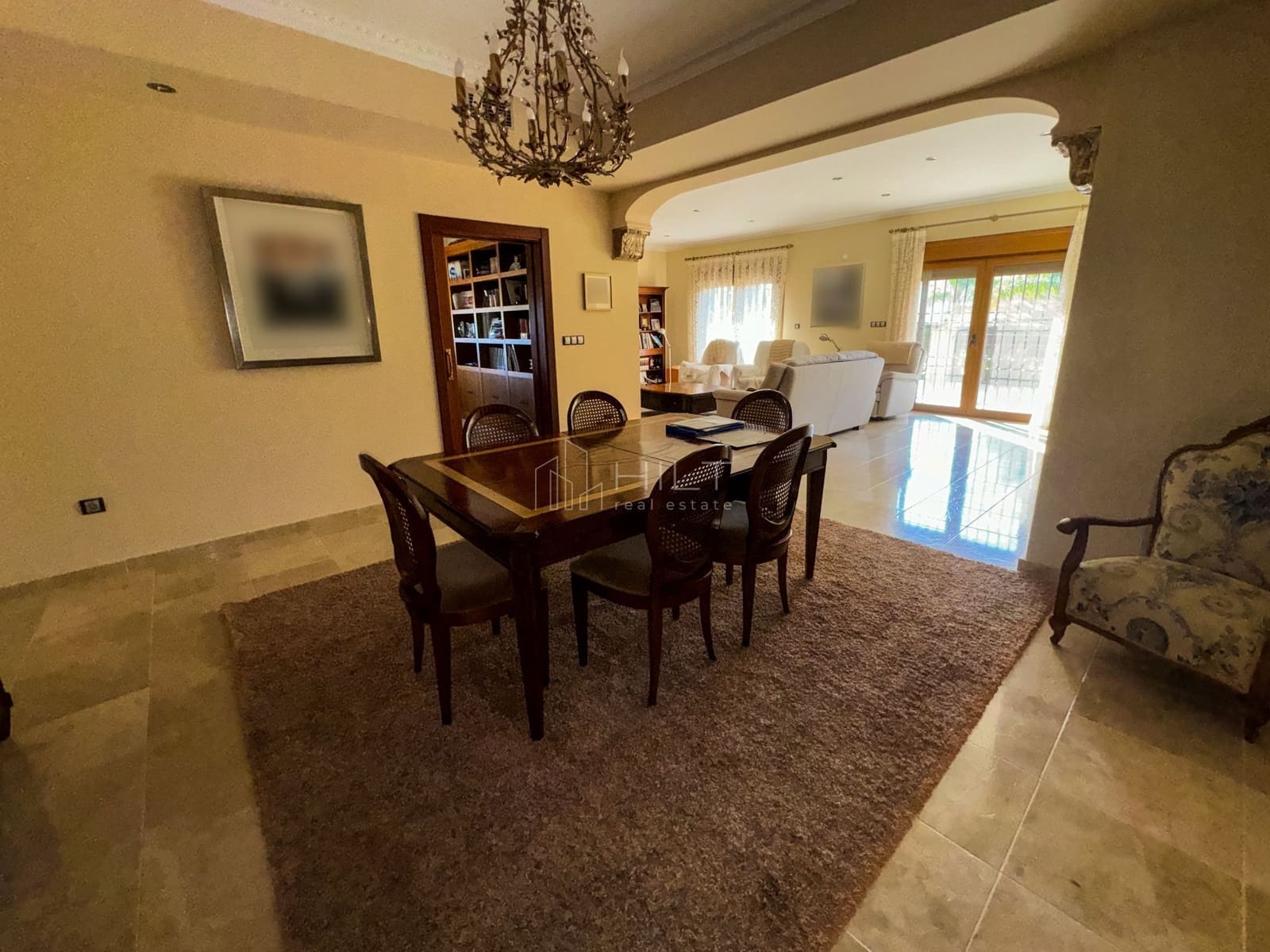 5 soveværelse Villa til salg i Algorfa med swimmingpool garage - € 850.000 (Ref: 9813031)