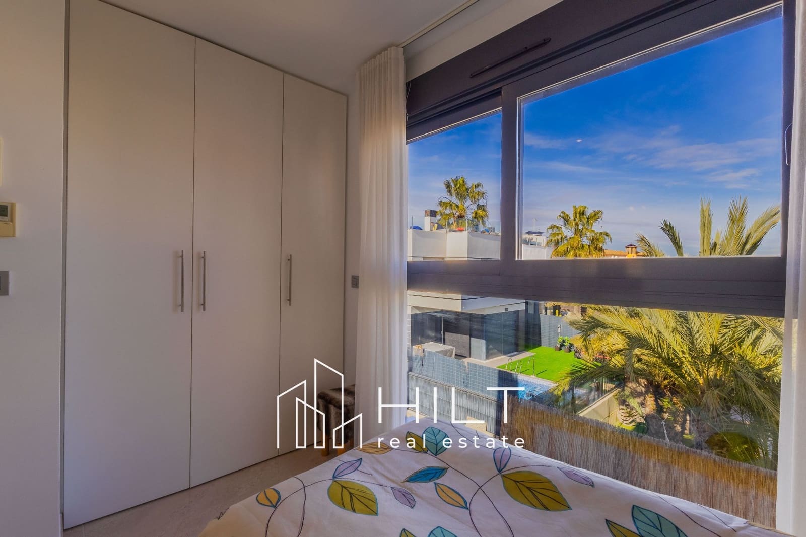 3 sovrum Villa till salu i Orihuela Costa med pool garage - 509 999 € (Ref: 9813033)