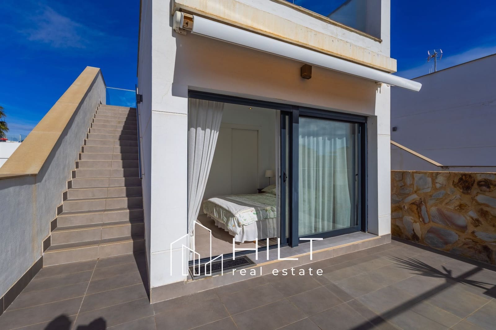 3 sovrum Villa till salu i Orihuela Costa med pool garage - 509 999 € (Ref: 9813033)