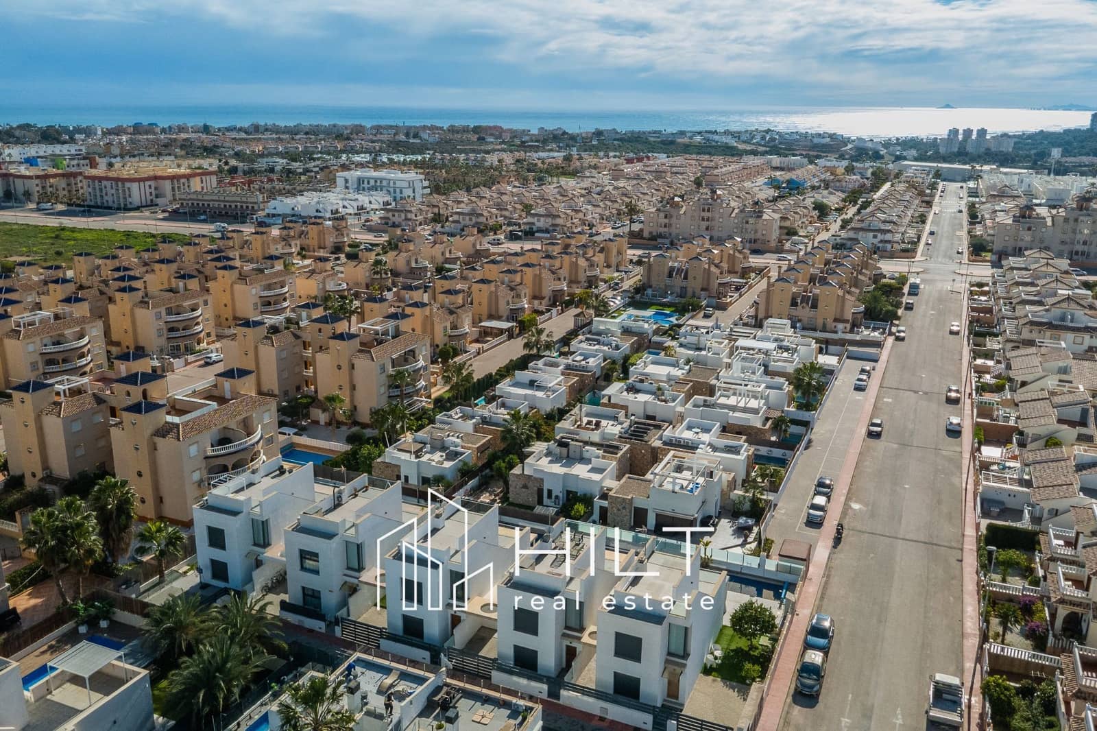 3 sovrum Villa till salu i Orihuela Costa med pool garage - 509 999 € (Ref: 9813033)