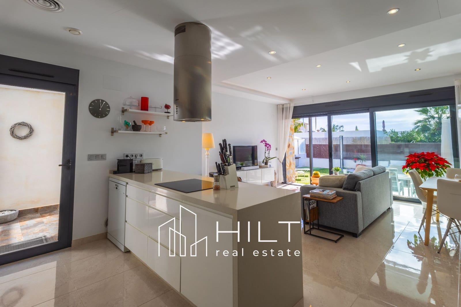 3 sovrum Villa till salu i Orihuela Costa med pool garage - 509 999 € (Ref: 9813033)