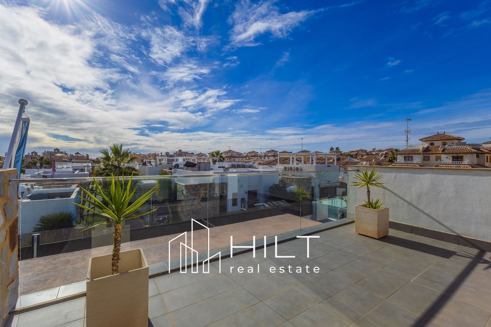 3 sovrum Villa till salu i Orihuela Costa med pool garage - 509 999 € (Ref: 9813033)