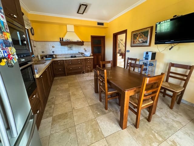 5 bedroom Villa for sale in Orihuela with pool garage - € 850,000 (Ref: 9893727)