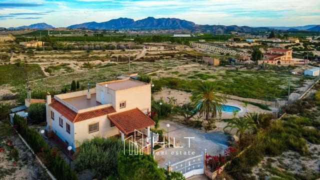 Chalet de 5 habitaciones en Fortuna en venta con piscina garaje - 419.998 € (Ref: 9906832)