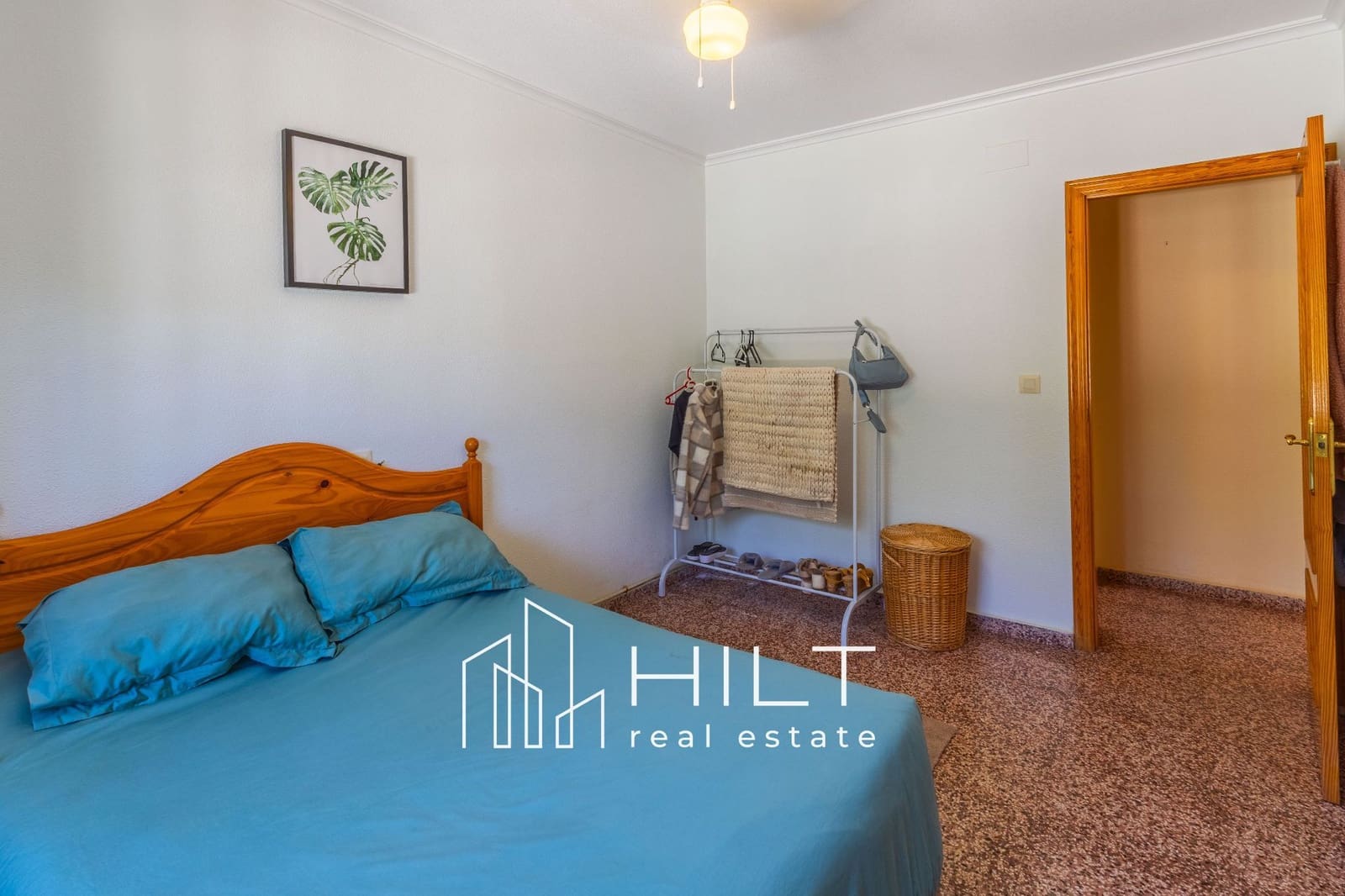 5 soverom Villa til salgs i La Solana med svømmebasseng garasje - € 274 999 (Ref: 9921708)