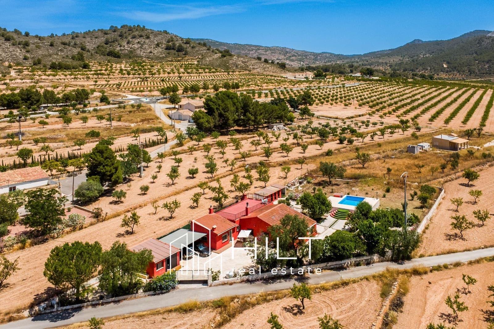 5 soverom Villa til salgs i La Solana med svømmebasseng garasje - € 274 999 (Ref: 9921708)