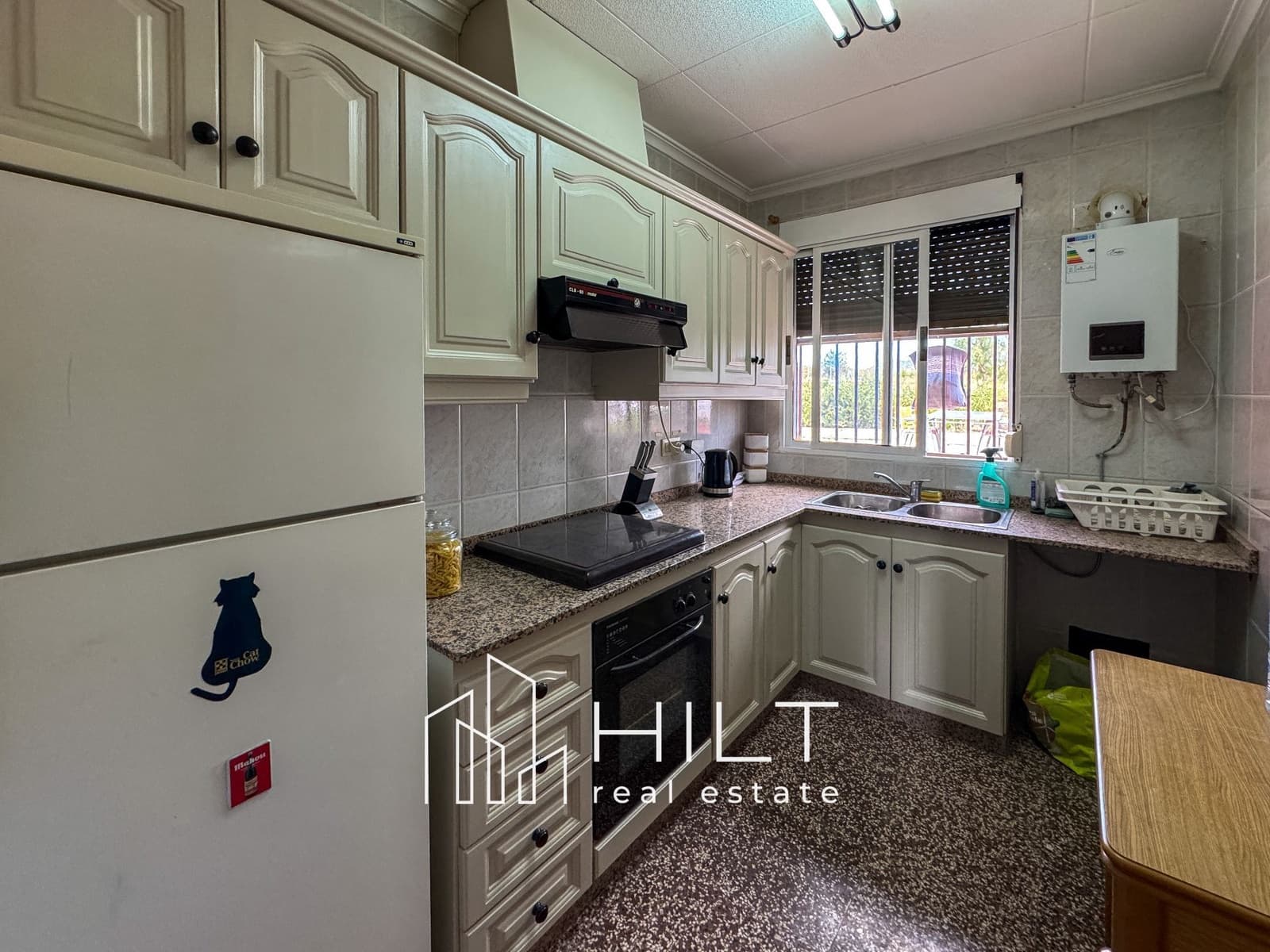 5 slaapkamer Villa te koop in Pinoso met zwembad garage - € 264.999 (Ref: 9921710)