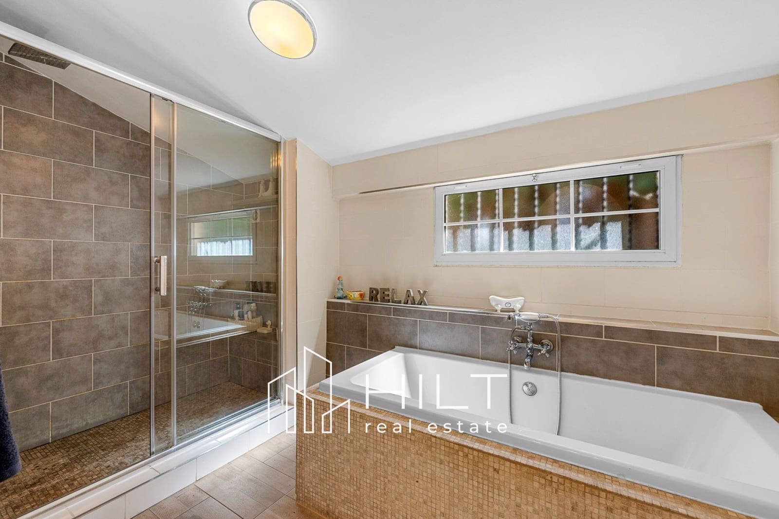 6 soveværelse Villa til salg i Ciudad Quesada med swimmingpool garage - € 594.999 (Ref: 9928755)