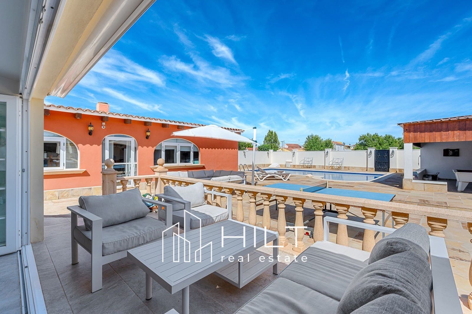 6 soveværelse Villa til salg i Ciudad Quesada med swimmingpool garage - € 594.999 (Ref: 9928755)