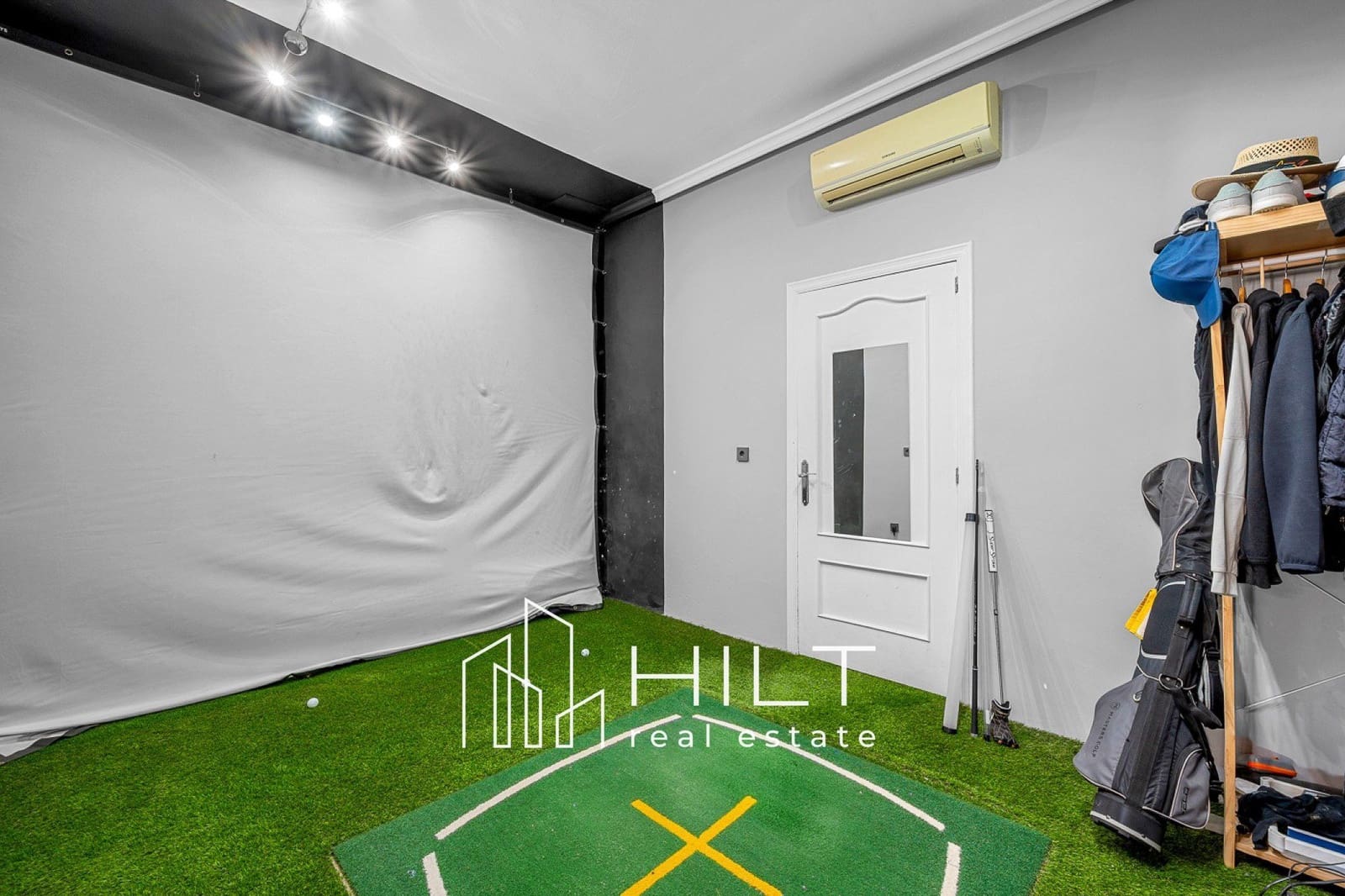 6 soveværelse Villa til salg i Ciudad Quesada med swimmingpool garage - € 594.999 (Ref: 9928755)