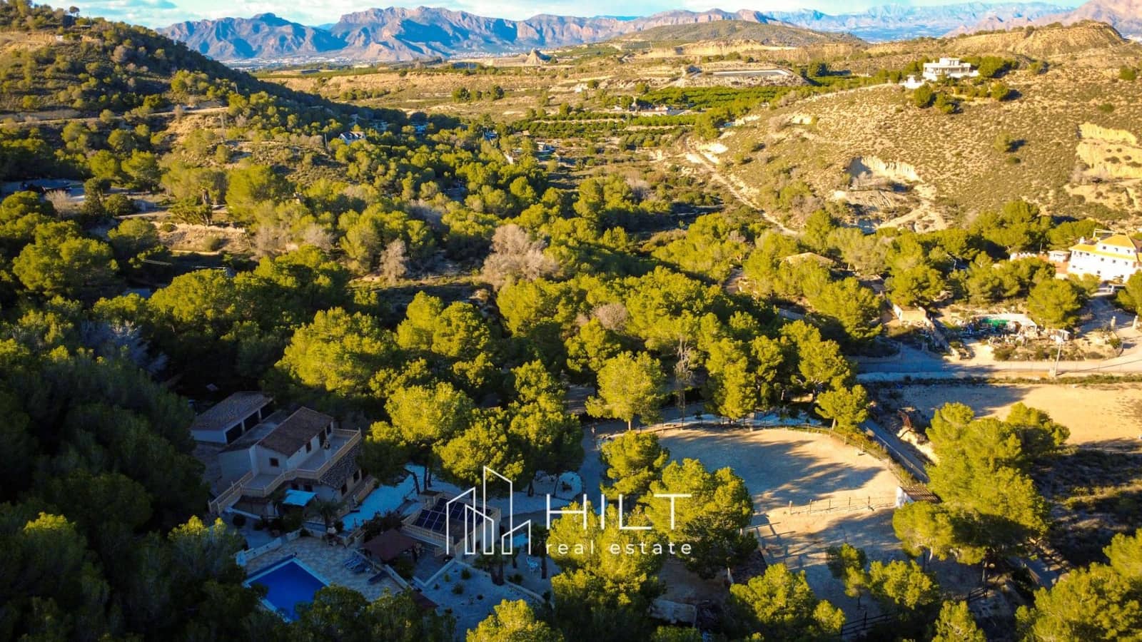 4 quarto Moradia para venda em San Miguel de Salinas com piscina garagem - 543 999 € (Ref: 9928758)
