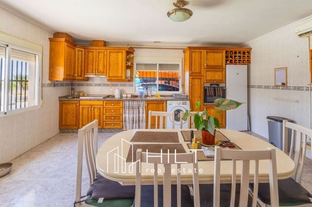 5 camera da letto Villa in vendita in La Solana con piscina garage - 274.999 € (Rif: 9932832)