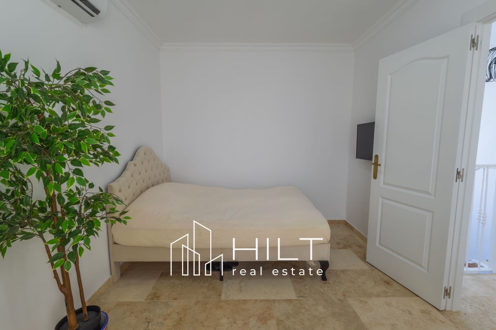 3 bedroom Villa for sale in Orihuela Costa with pool garage - € 249,999 (Ref: 9949187)