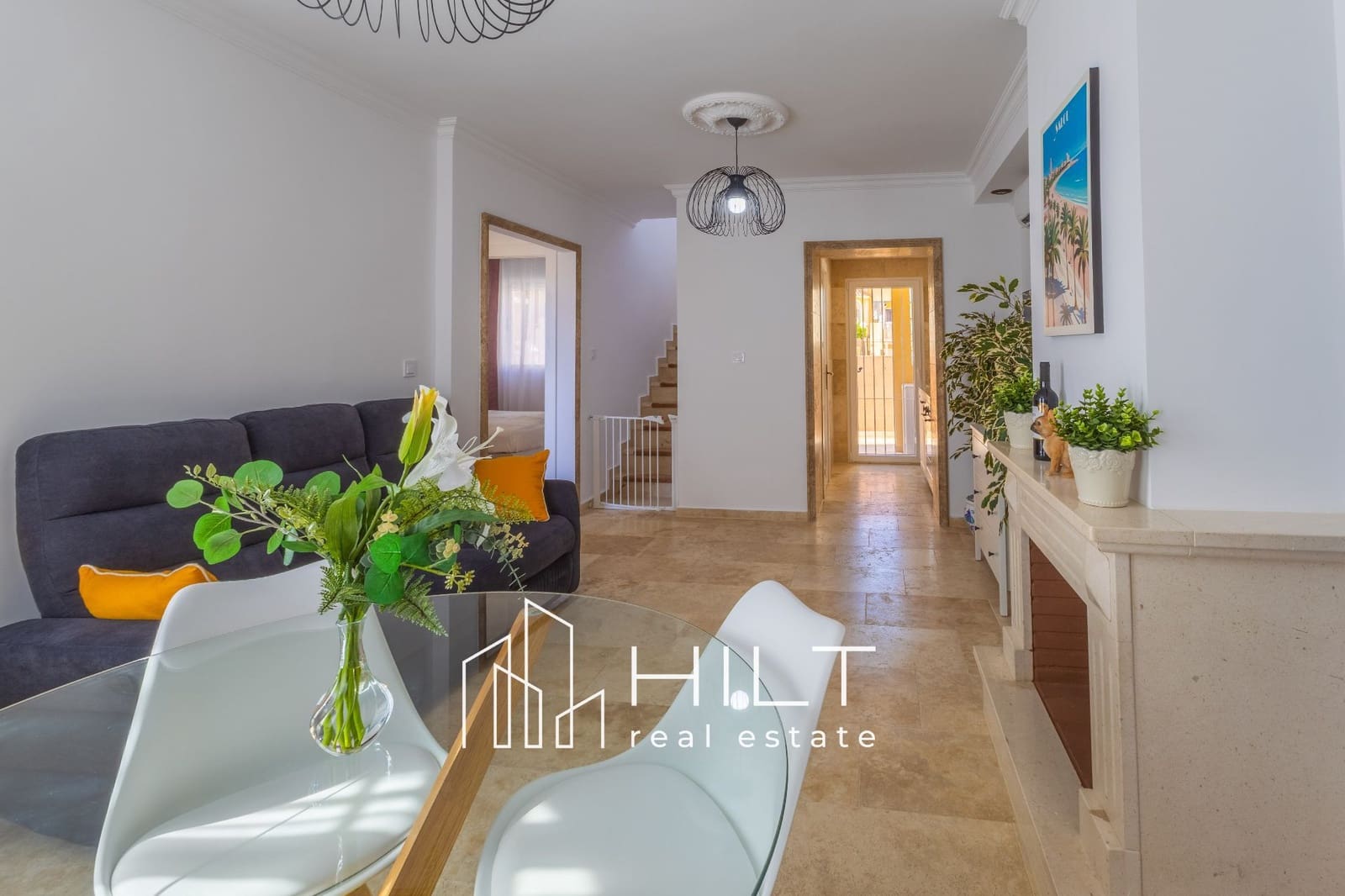 3 soverom Villa til salgs i Orihuela Costa med svømmebasseng garasje - € 249 999 (Ref: 9956808)