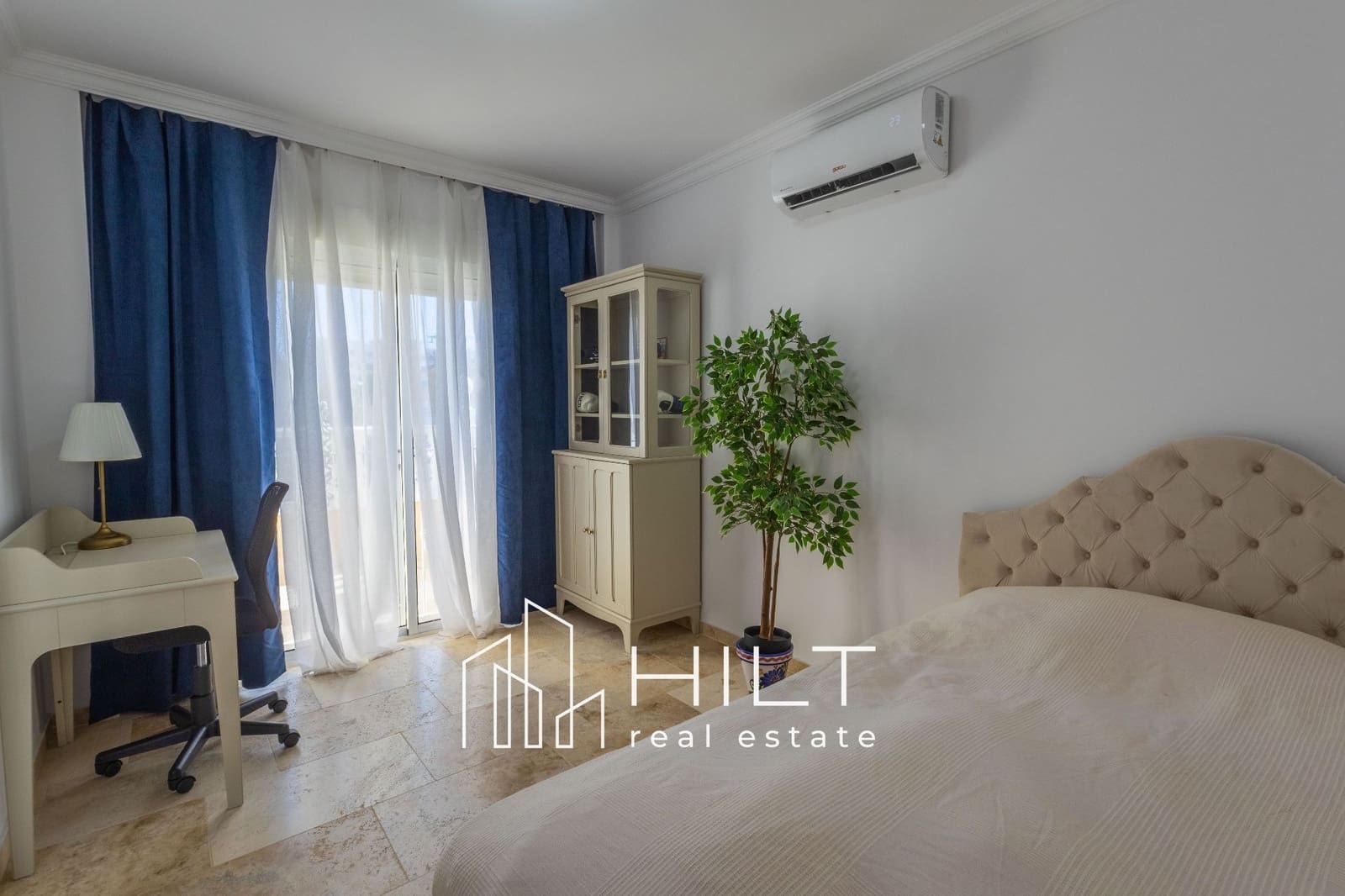 3 soverom Villa til salgs i Orihuela Costa med svømmebasseng garasje - € 249 999 (Ref: 9956808)